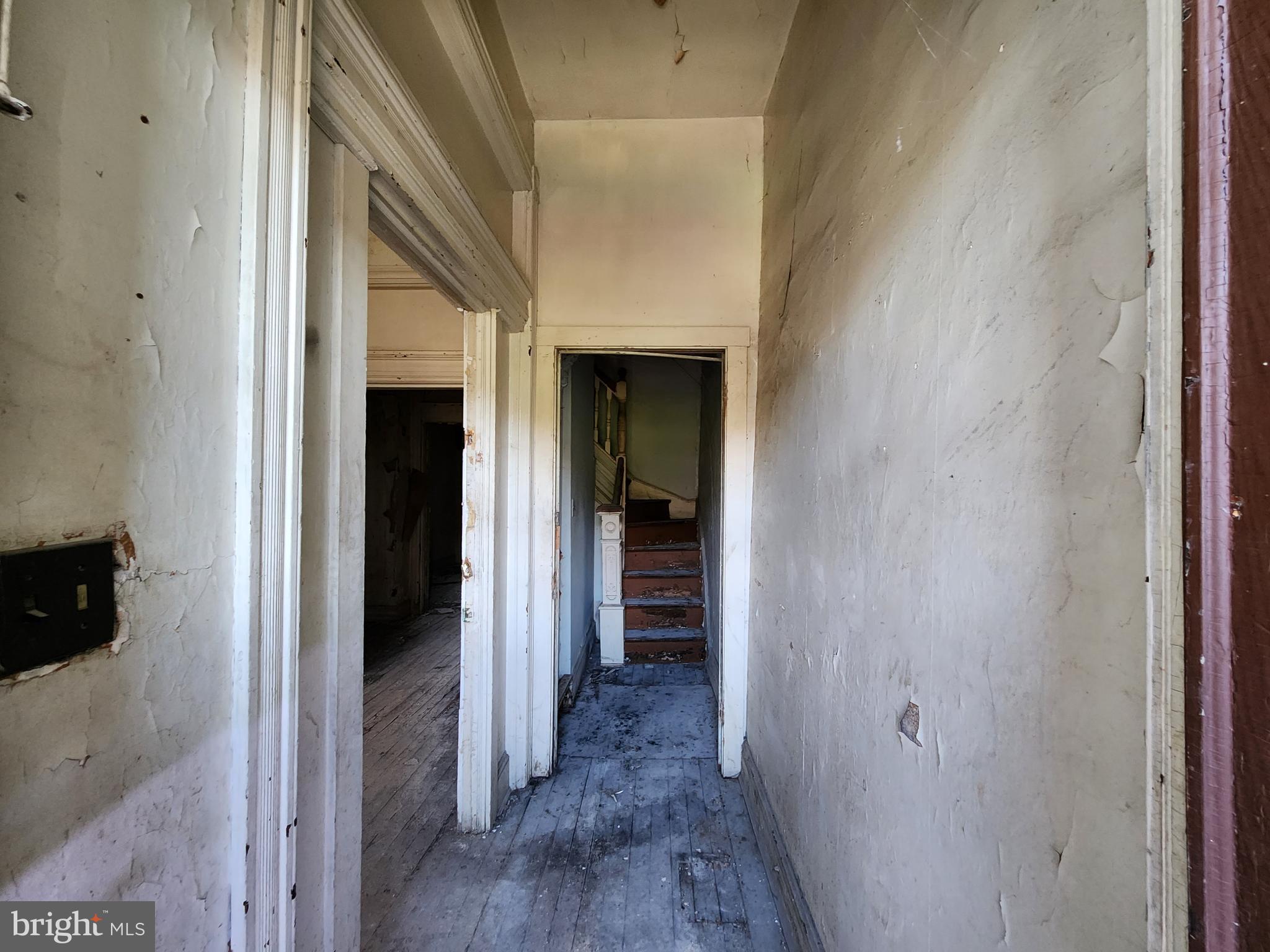 MONDAWMIN - Residential