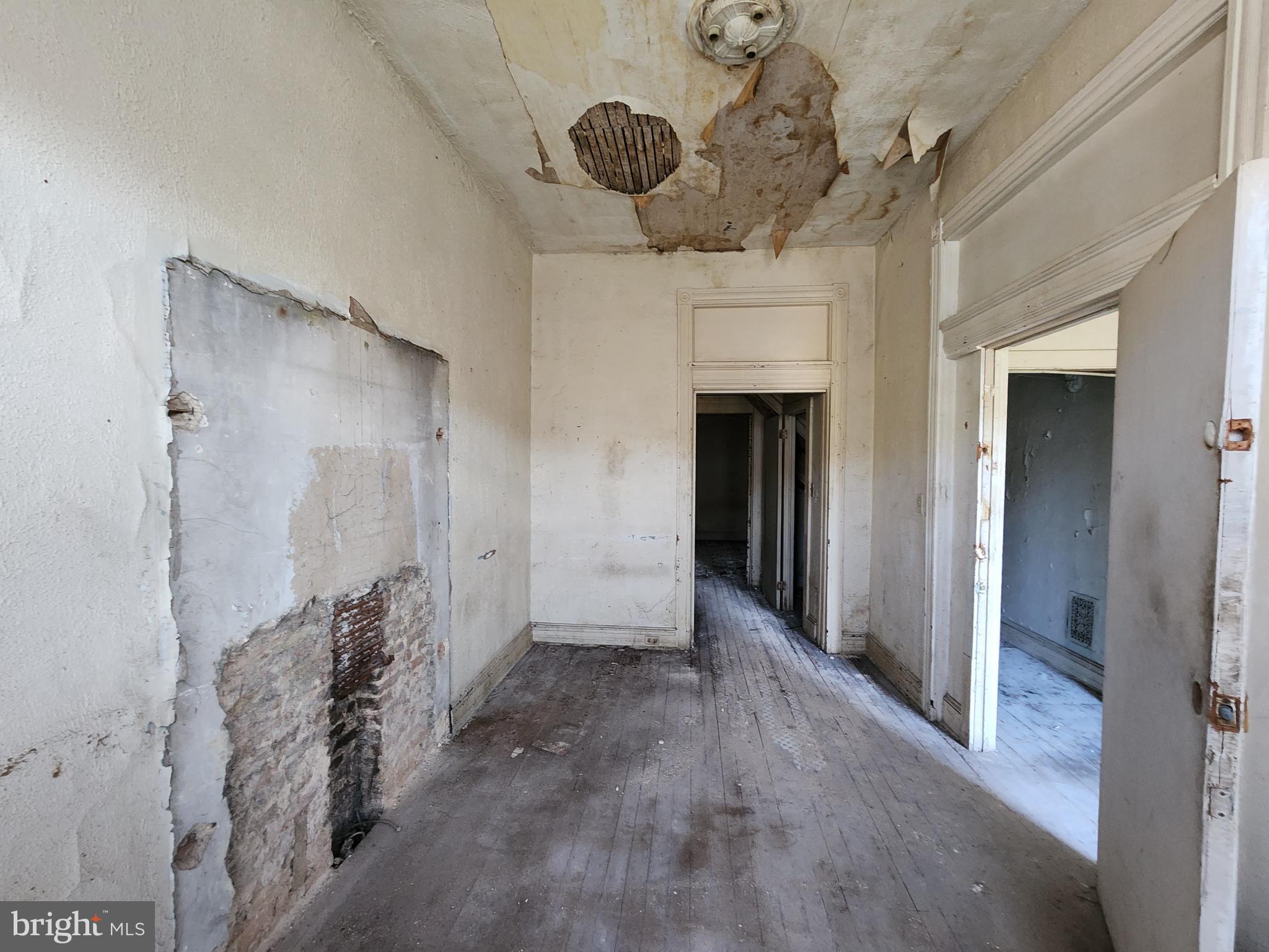 MONDAWMIN - Residential