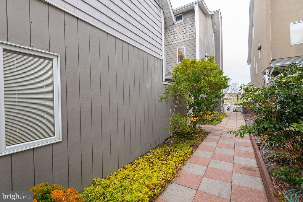 11 MALLARD DRIVE B E 11 B