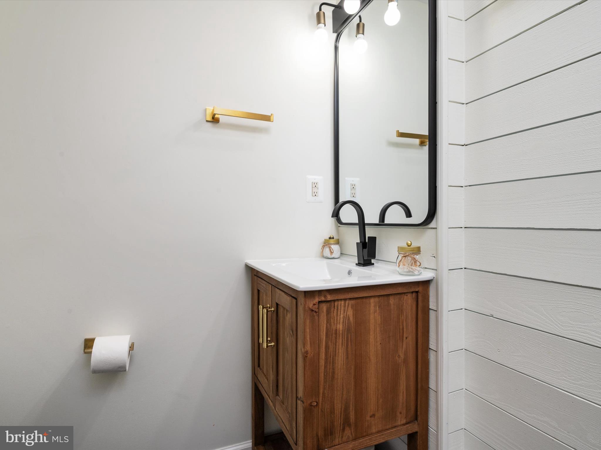 OWINGS MILLS - Residential