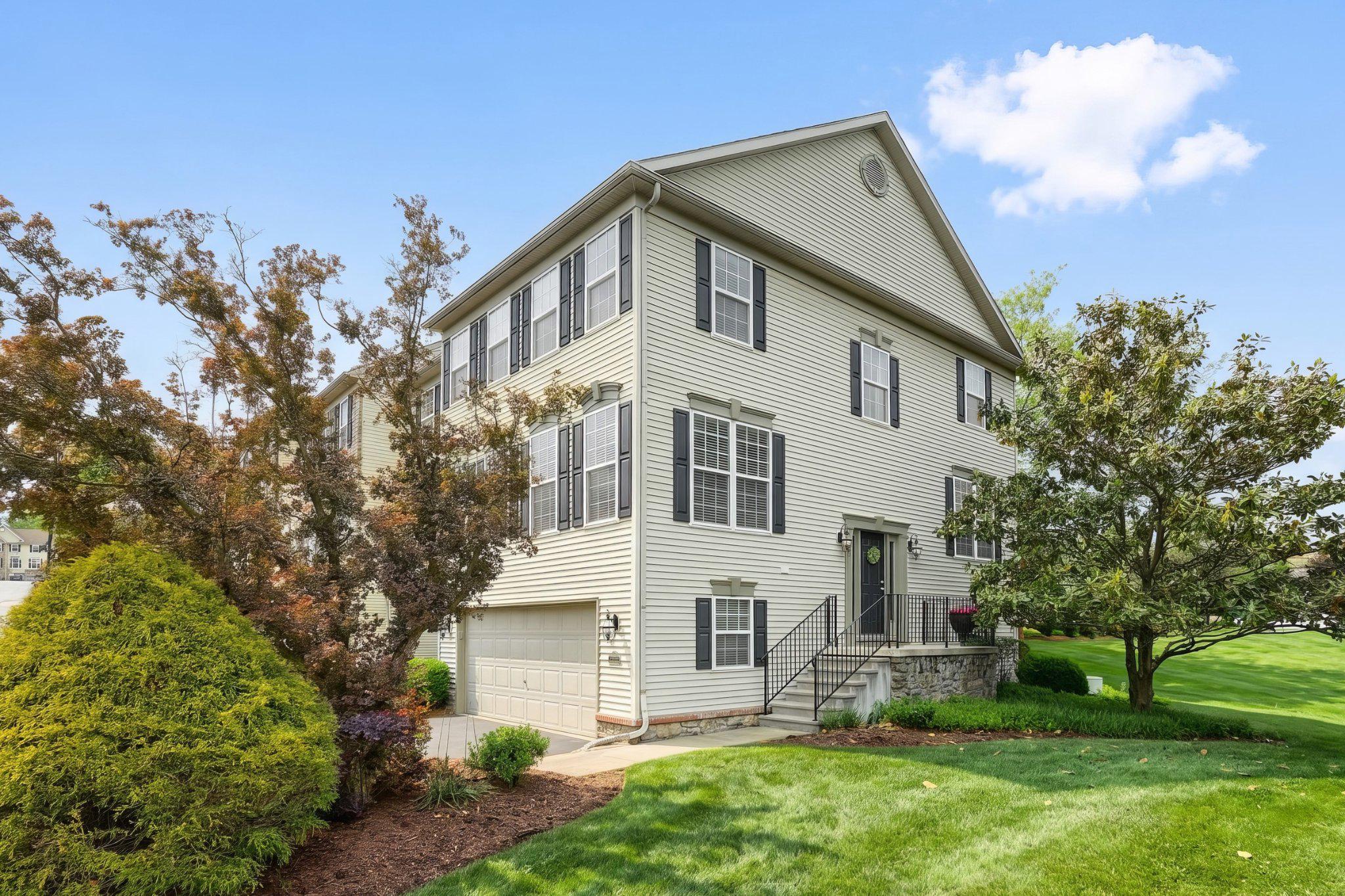 2733 HUNT CLUB DRIVE 73