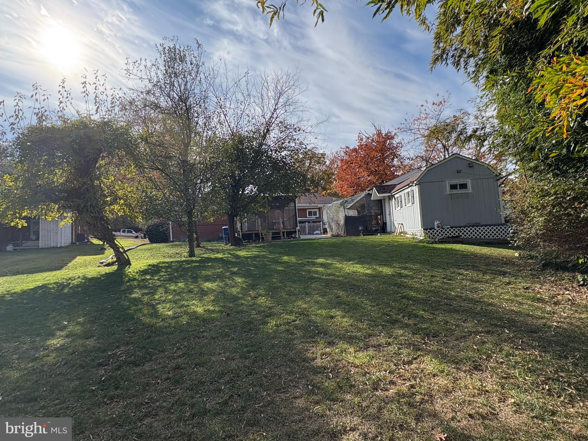 HILLANDALE FOREST - Residential