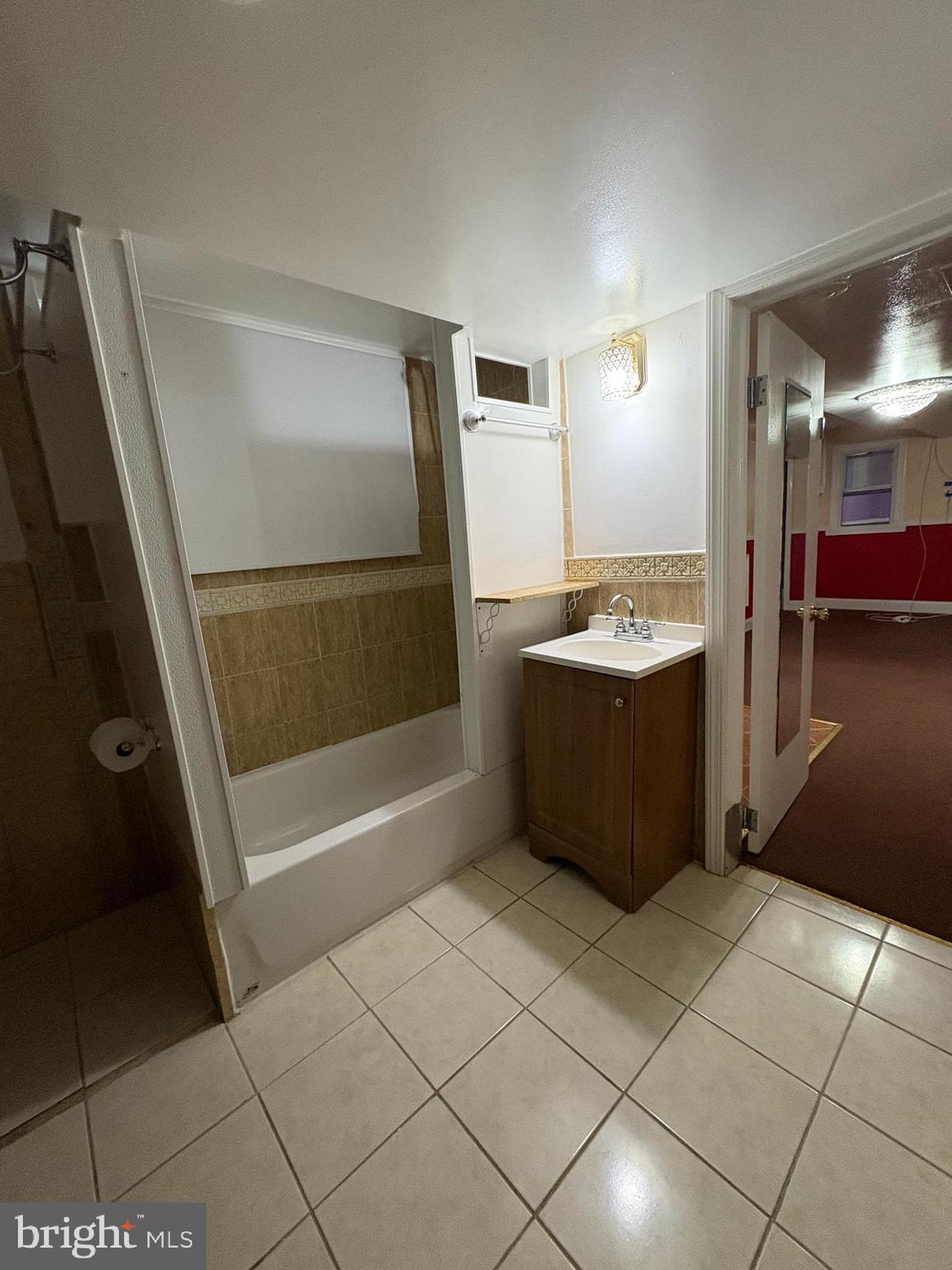 HILLANDALE FOREST - Residential