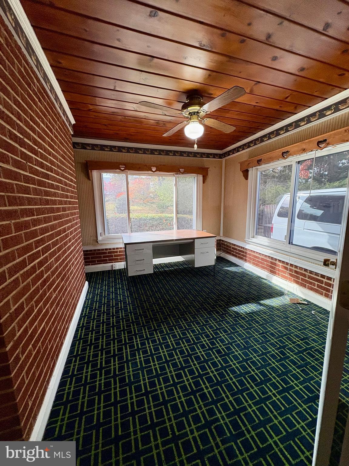 HILLANDALE FOREST - Residential