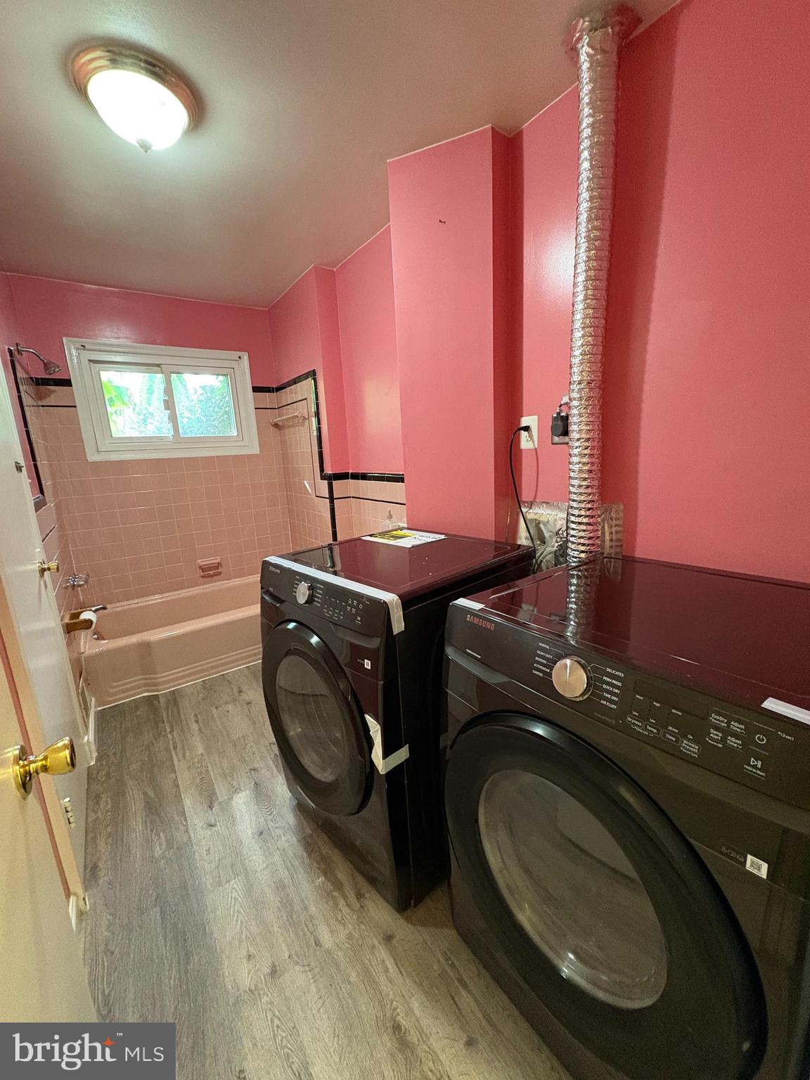 HILLANDALE FOREST - Residential