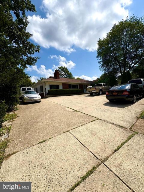 Photo of 10229 NE Green Forest Drive, SILVER SPRING, MD 20903 (MLS # MDMC2206398) Photo of 10229 NE Green Forest Drive, SILVER SPRING, MD 20903 (MLS # MDMC2206398)