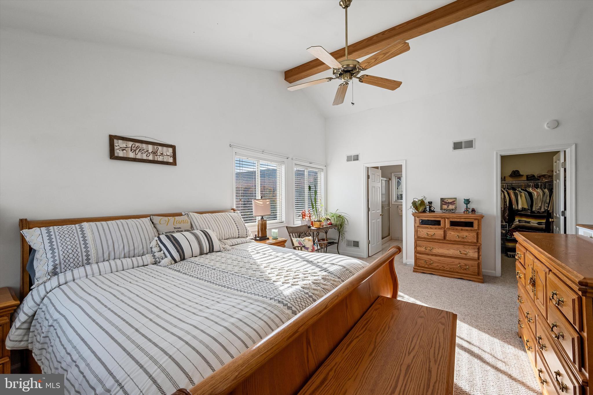 THE WOODS - Residential