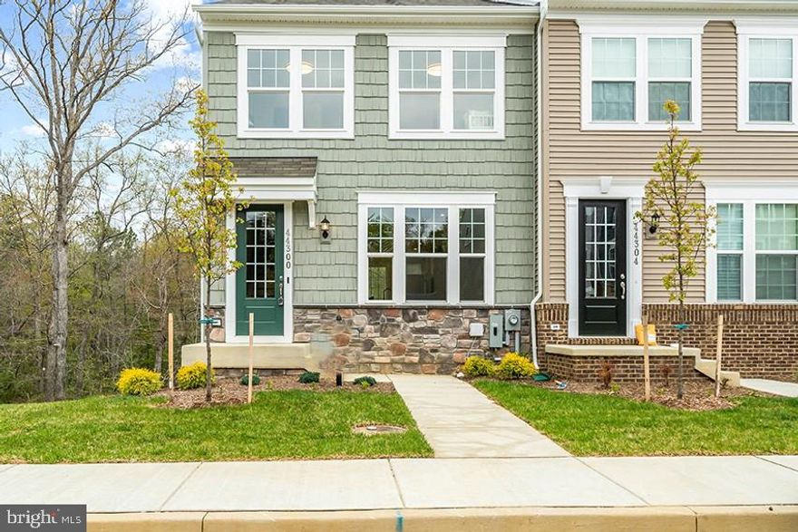 Welcome to The Bernard, an exceptional townhome in the sought-after, award-winning community - The Woodlands! This spacious home offers incredible value with 3 bedrooms and 4 bathrooms (3 full, 1 half), perfect for families or those who love to entertain. The Bernard boasts a main-level entry.  The heart of the home features a stunning island that comfortably seats up to 4 people, making it ideal for casual dining or hosting gatherings.  Only one level up to the Bedrooms.  Generous amount of parking.  Nestled in a serene setting surrounded by trees, The Woodlands provides a peaceful retreat while remaining close to all the amenities you need. Shopping and restaurants are just moments away, offering the perfect balance of tranquility and convenience. Don't miss this opportunity to own a piece of this prestigious community at an unbeatable price. This exceptional property combines ample living space, thoughtful design features, and a serene tree-lined setting. Schedule your viewing today and see for yourself why this property is an unmatched opportunity in the current real estate market. *The photos shown are from a similar home.

*Photos are of a similar model home