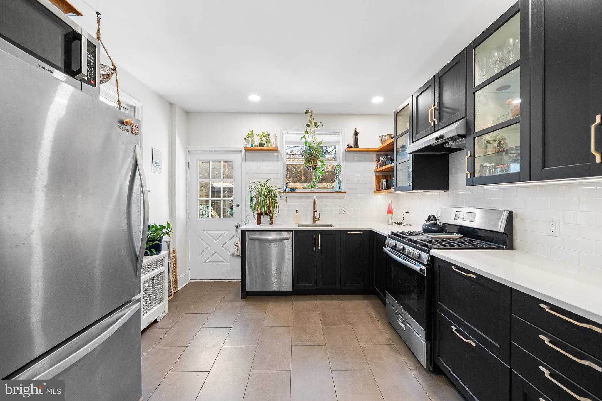 WEST PASSYUNK - Residential Lease