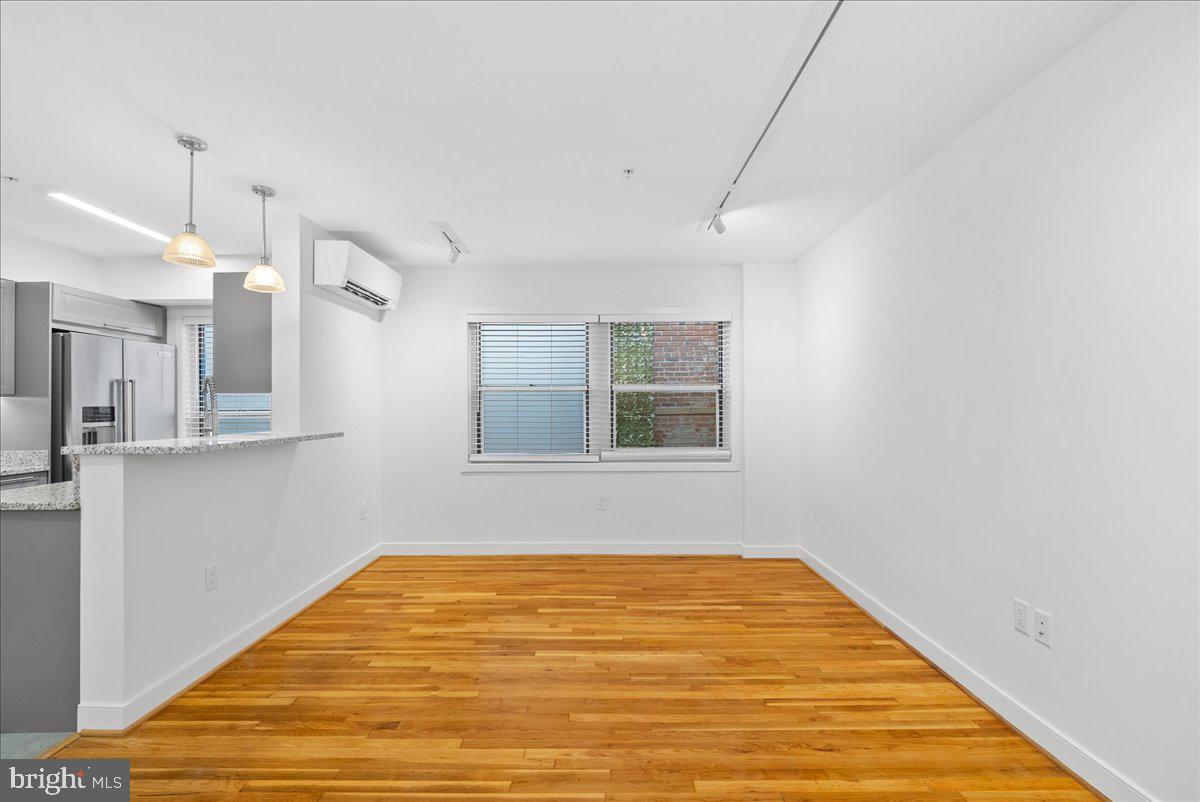 220 2ND STREET SE 303