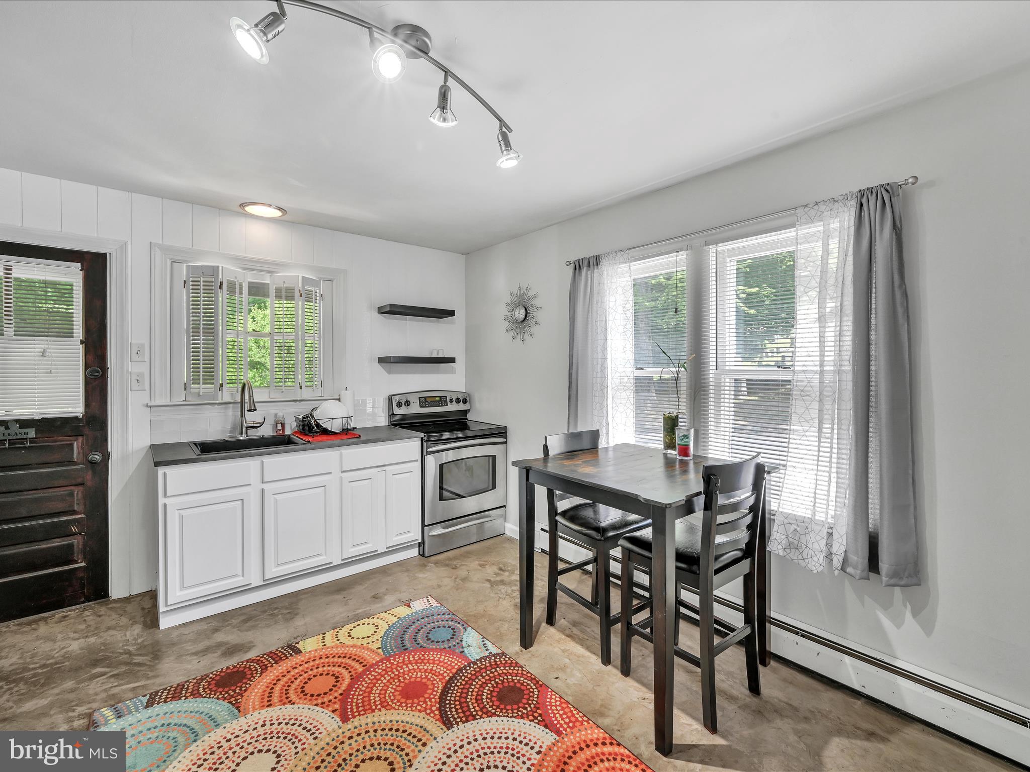 POTTSVILLE - Residential