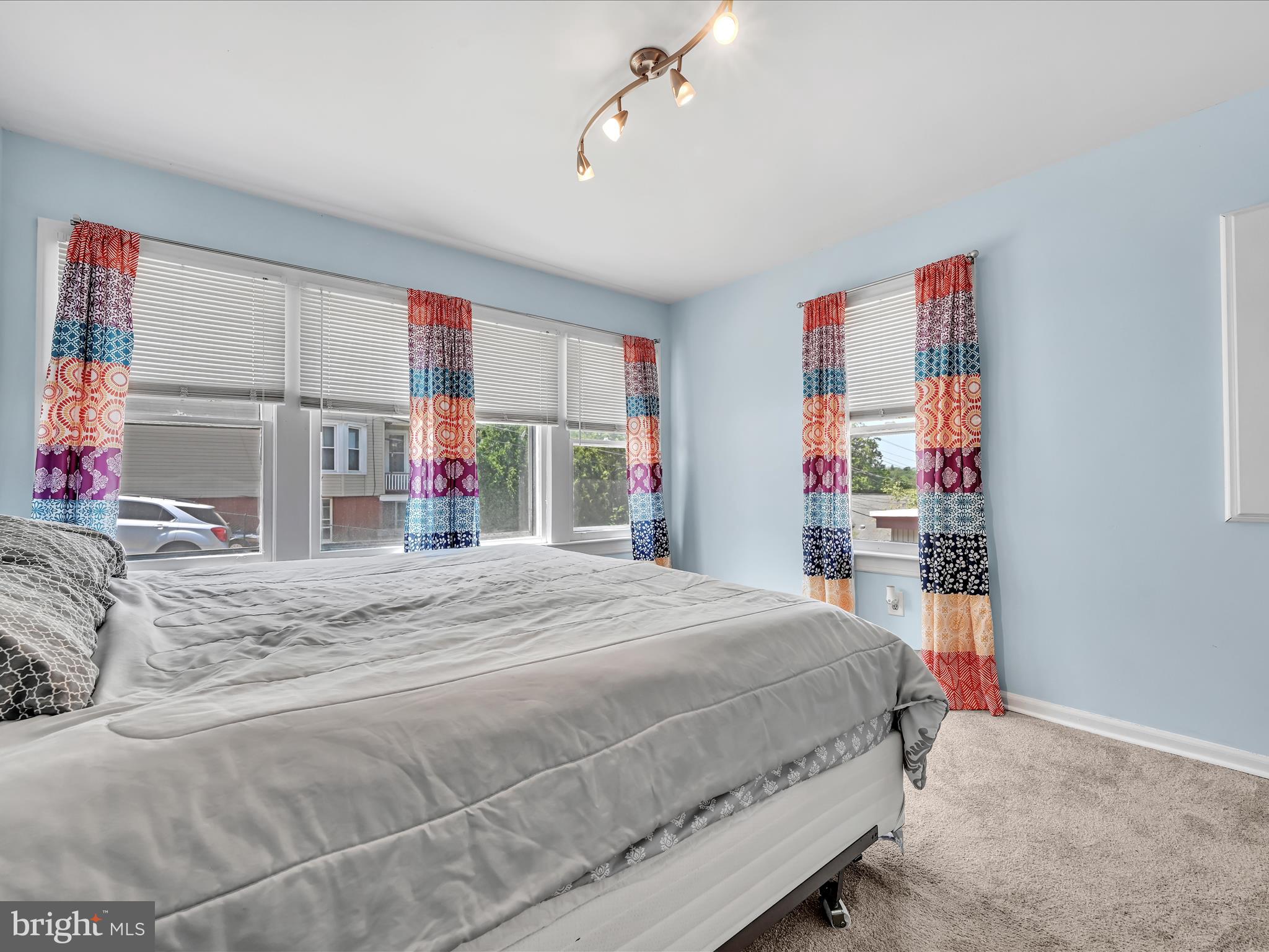 POTTSVILLE - Residential