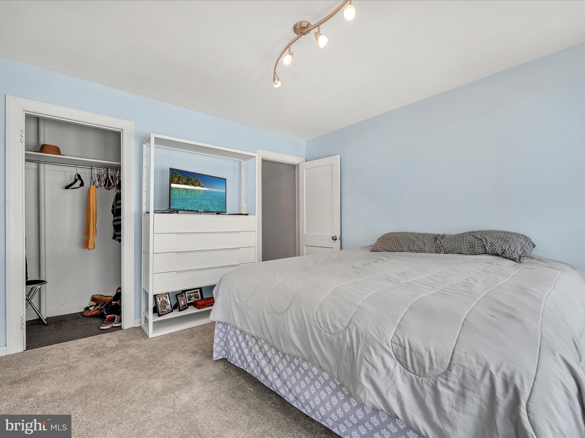 POTTSVILLE - Residential