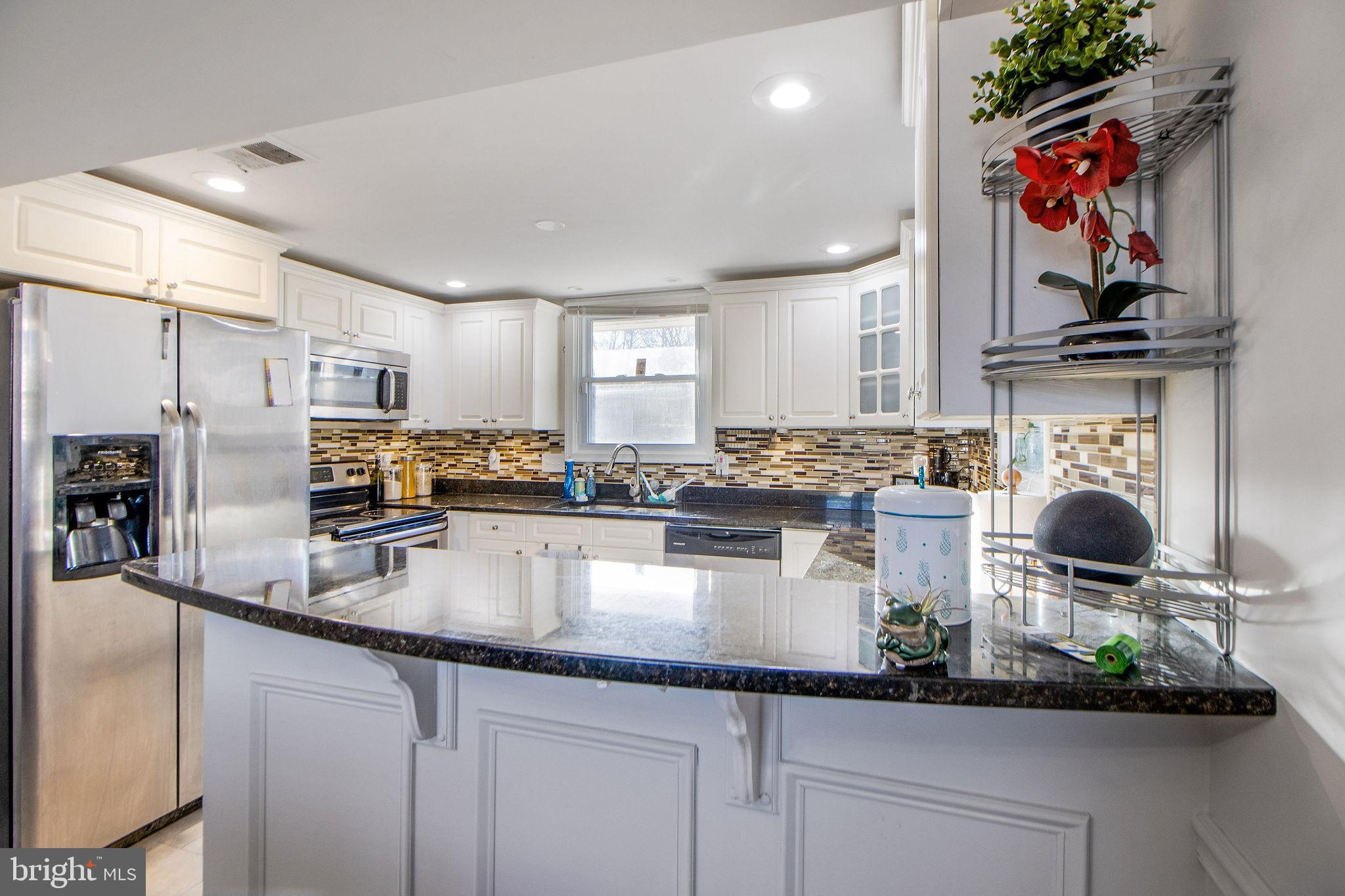 MARLBORO MEADOWS - Residential