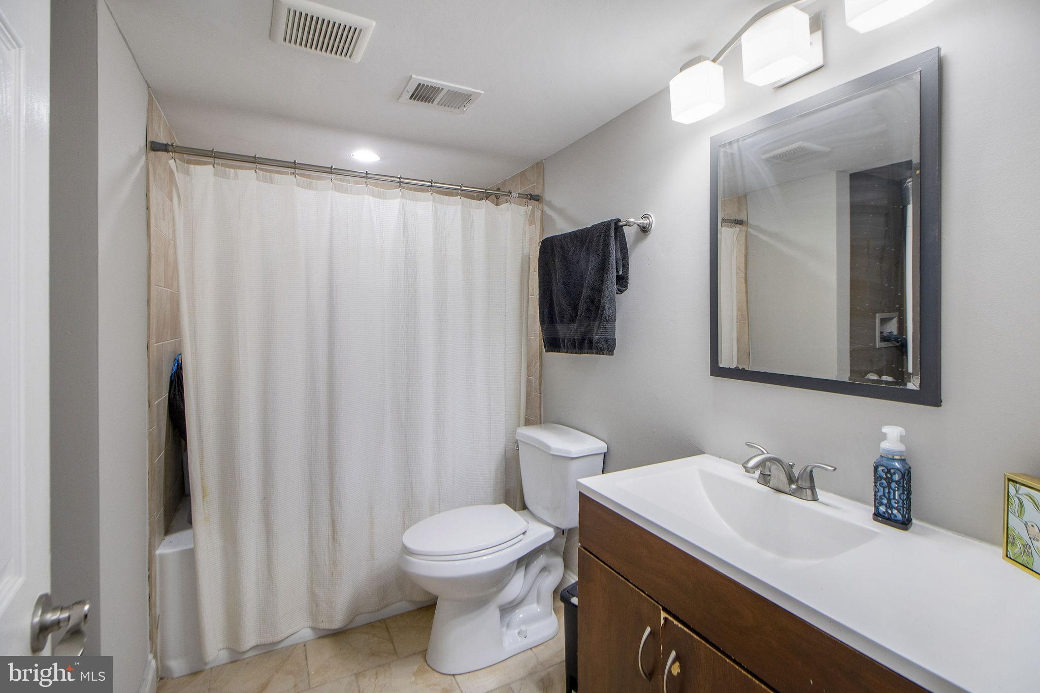 MARLBORO MEADOWS - Residential