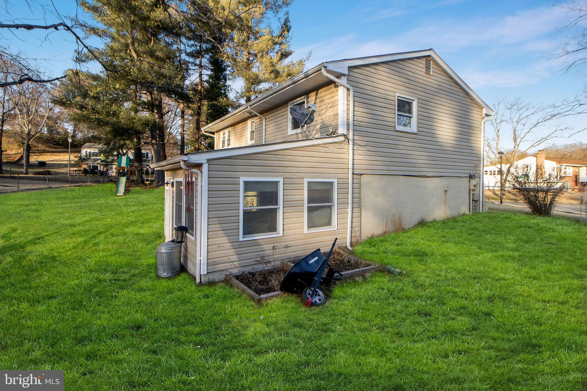 MARLBORO MEADOWS - Residential