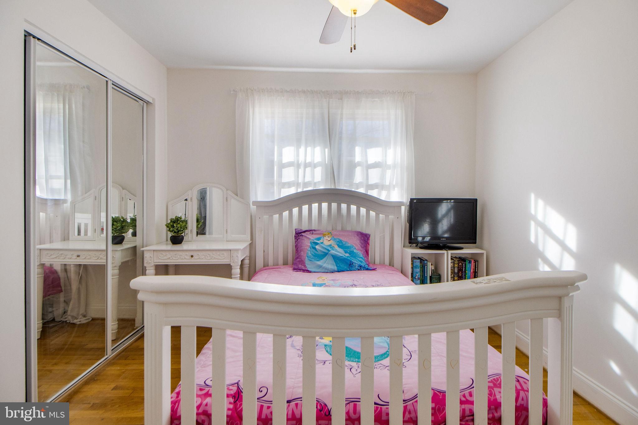 MARLBORO MEADOWS - Residential