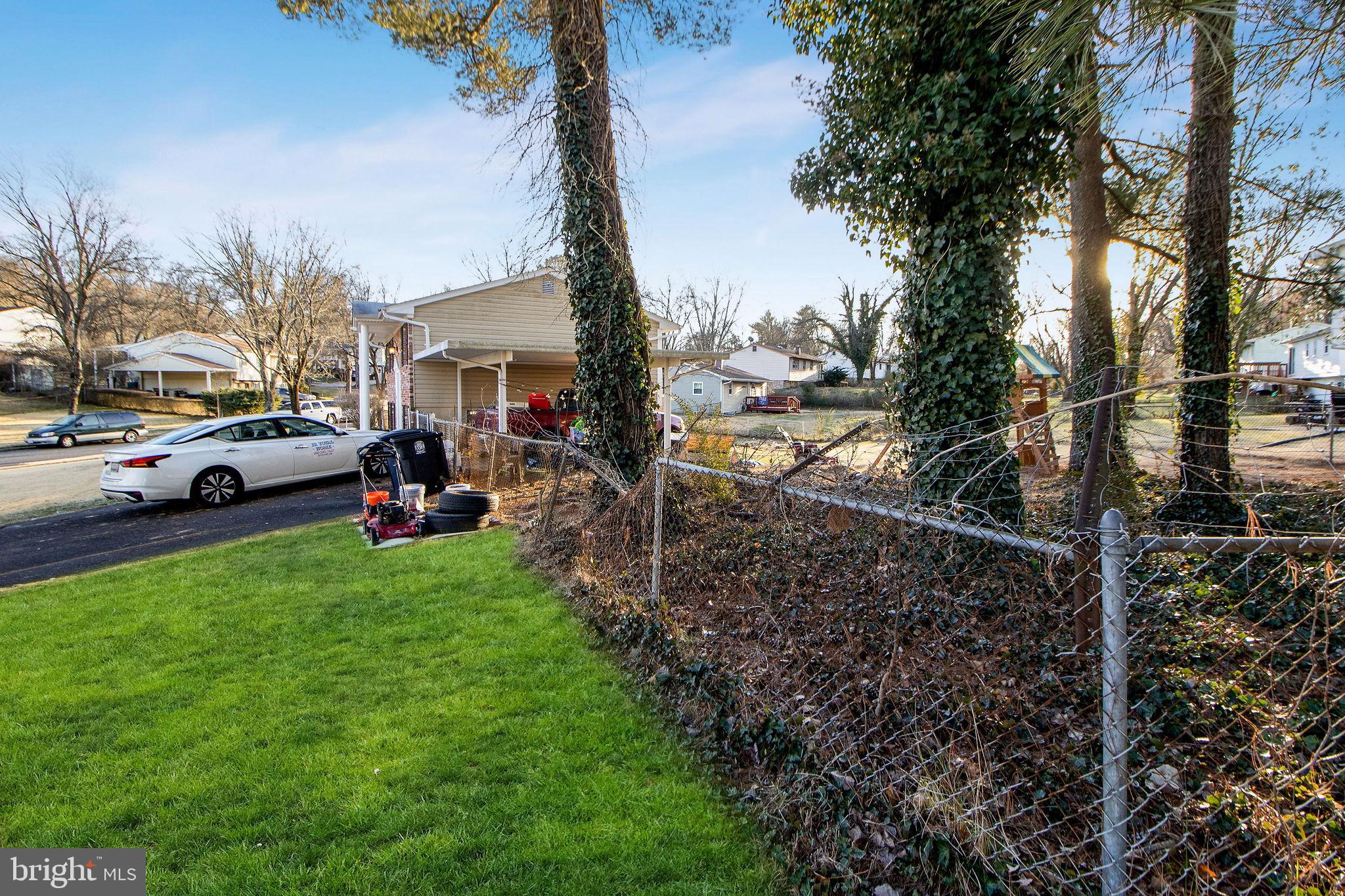 MARLBORO MEADOWS - Residential