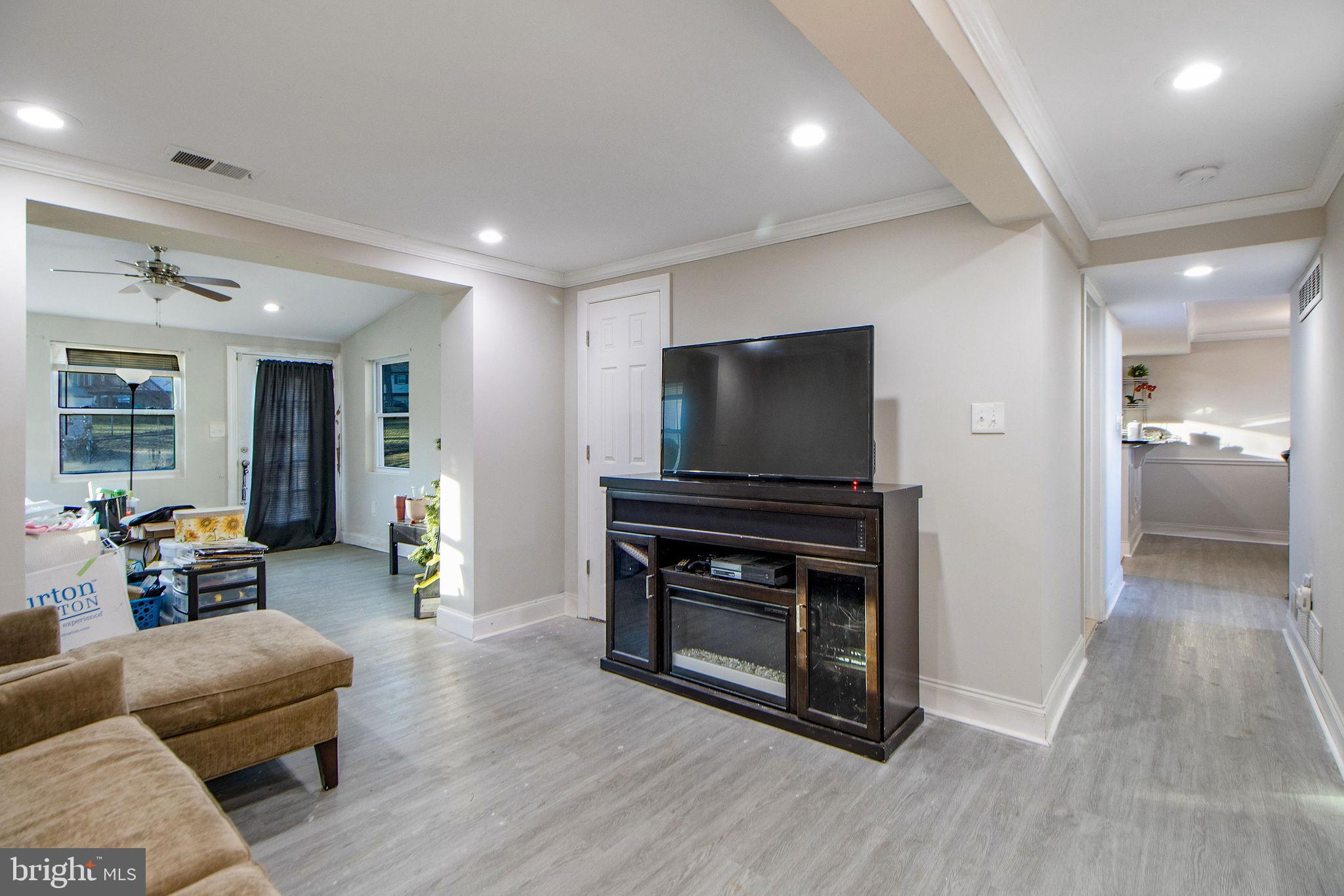 MARLBORO MEADOWS - Residential