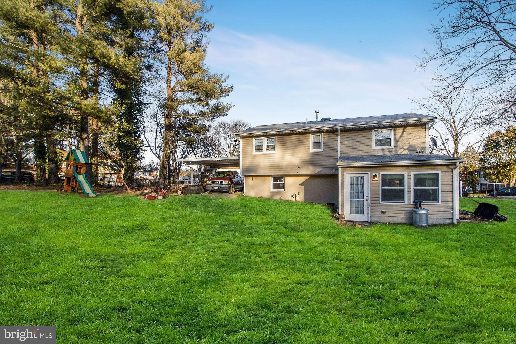 MARLBORO MEADOWS - Residential