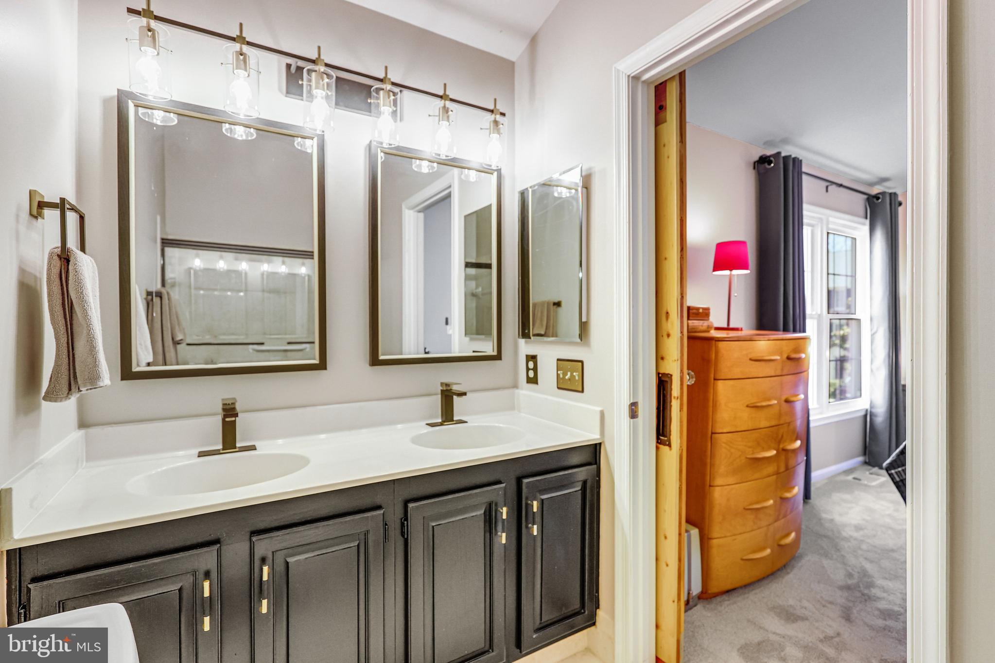 TOWNES OF HILLWOOD - Residential