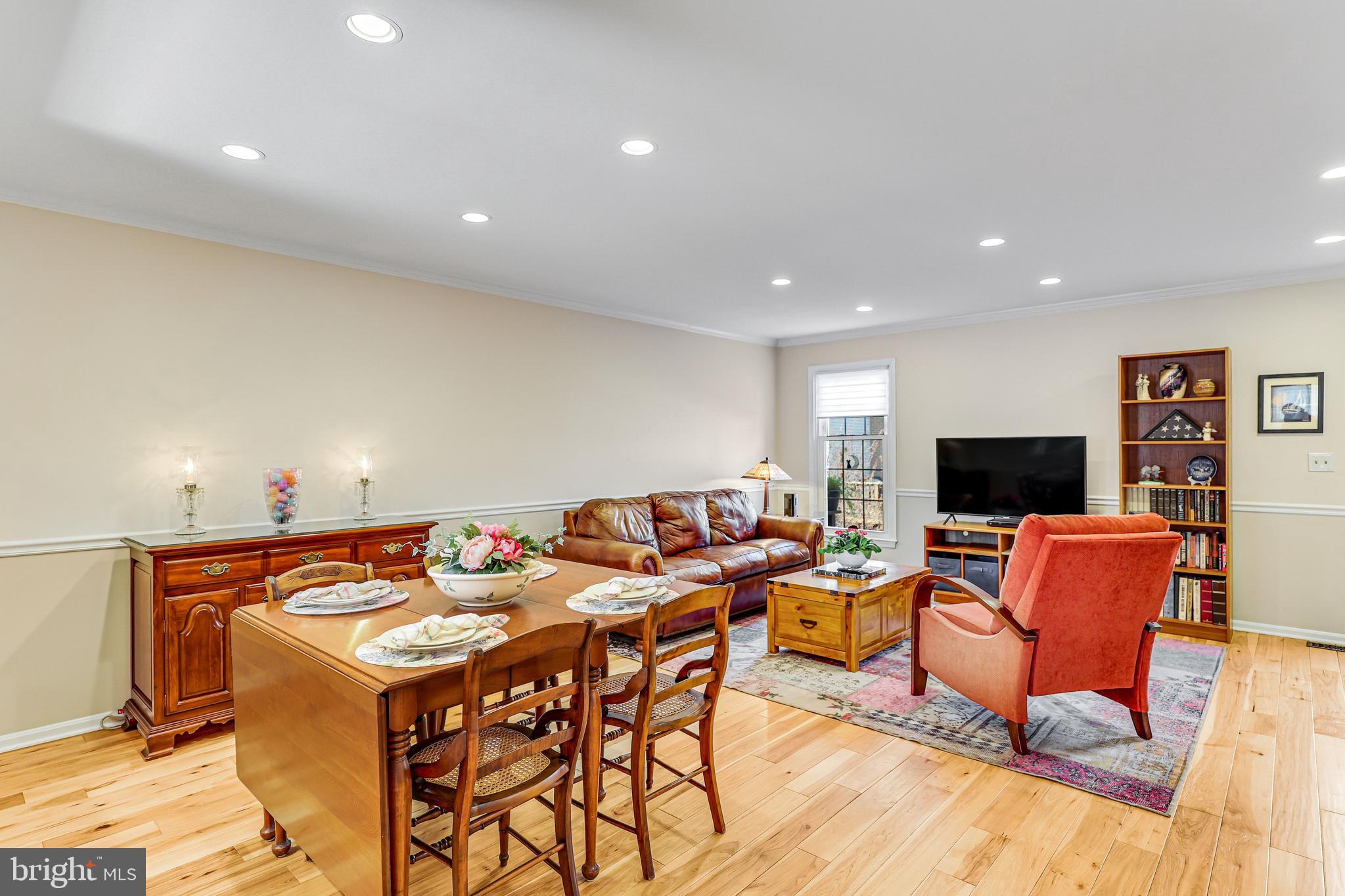 TOWNES OF HILLWOOD - Residential