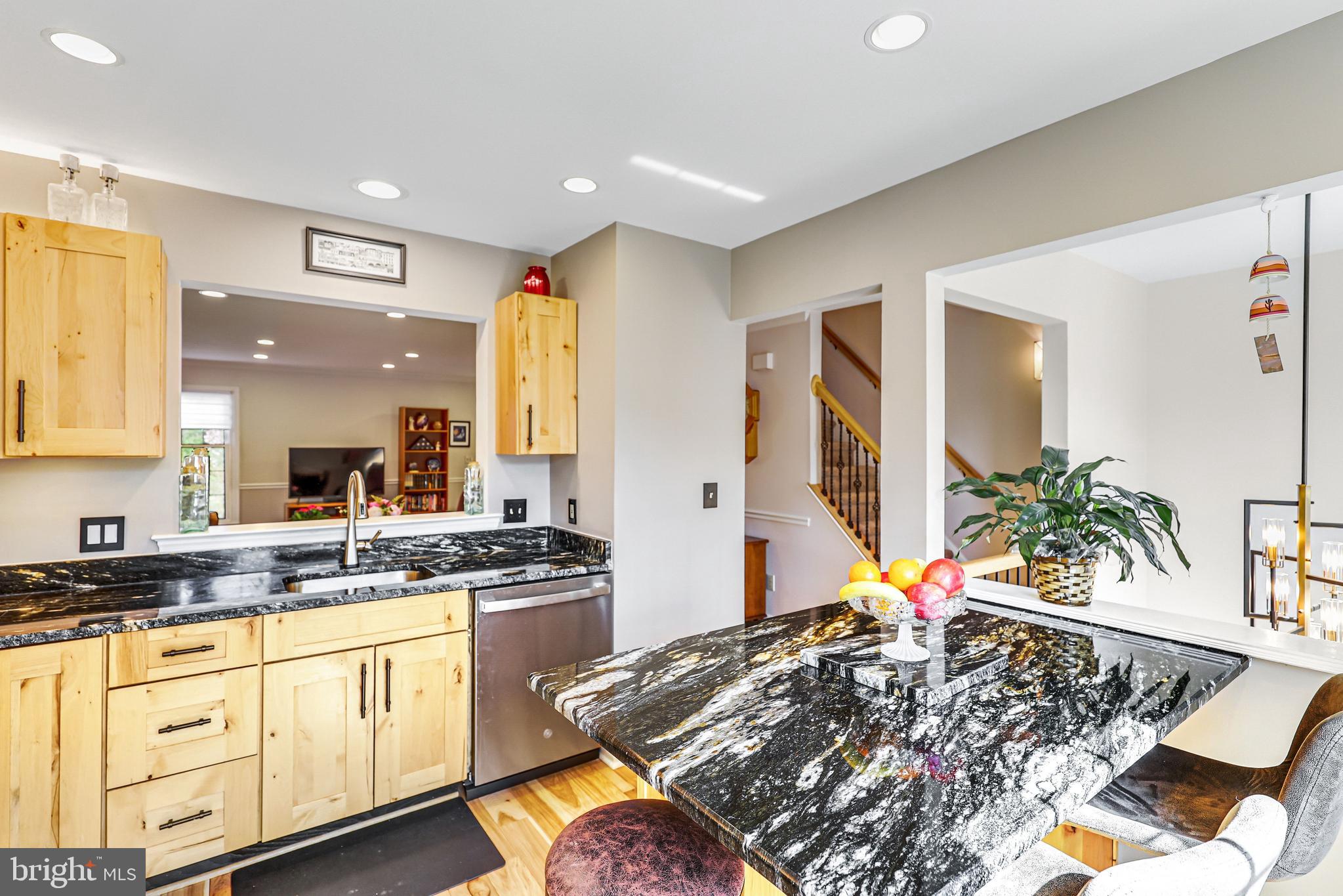 TOWNES OF HILLWOOD - Residential