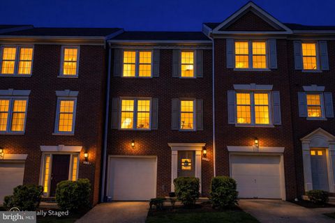 Photo of 329 S Pickett Street, ALEXANDRIA, VA 22304 (MLS # VAAX2054754)