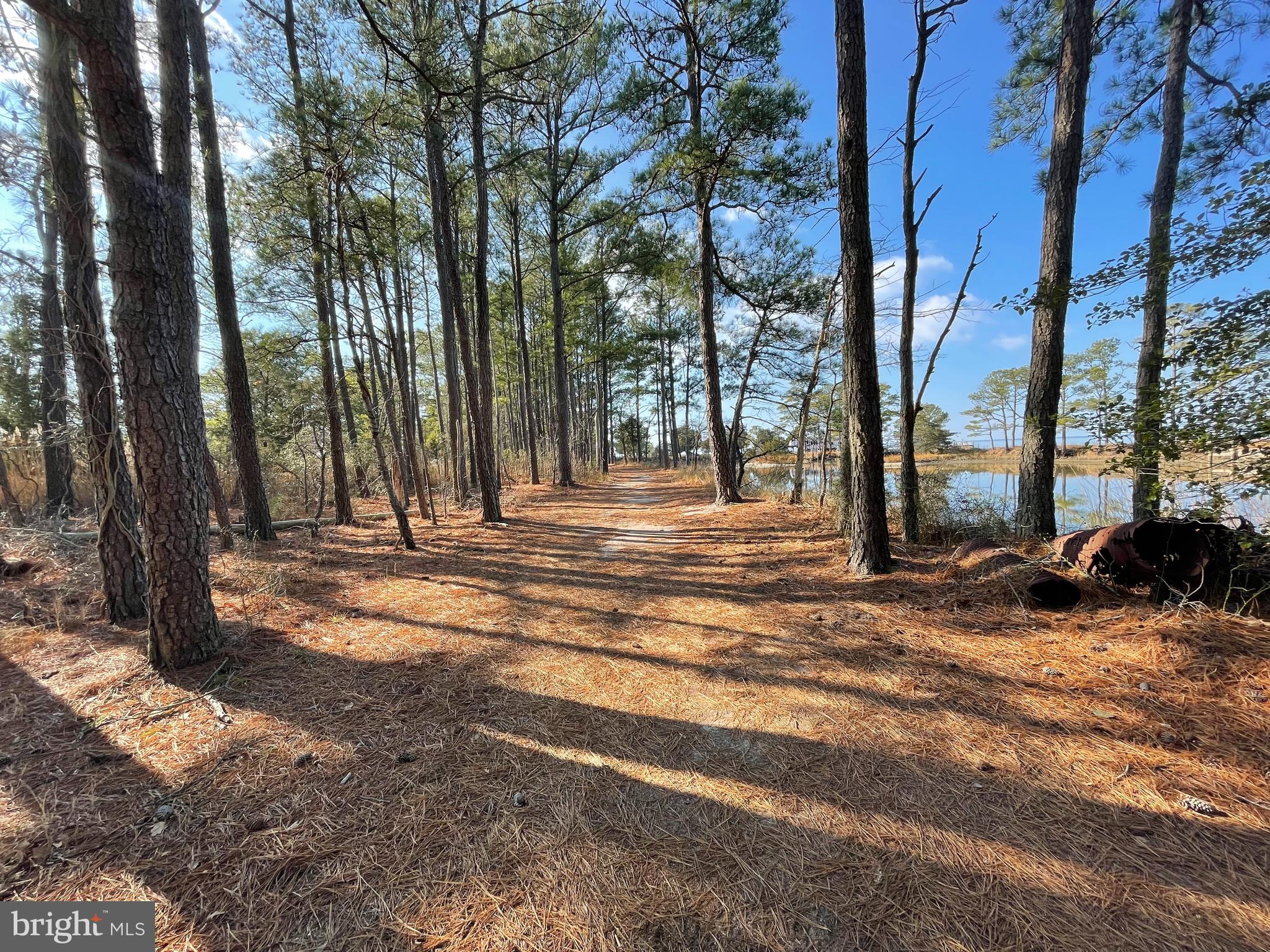 WATERVIEW ESTATES - Land