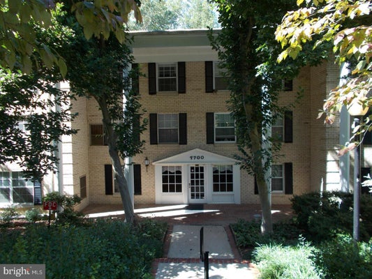 7700 TREMAYNE PL APT 215, MC LEAN, VA 22102 - Image 3ece27c55cd522320265dfae88fa2163/74553483