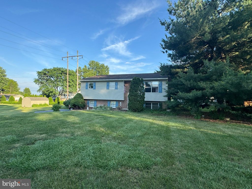 Photo of 1310 Janet Drive, Mount Joy, PA 17552 (MLS # PALA2051992)