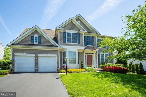 Photo of 10657 - 10657 Tattersall Drive, MANASSAS, VA 20112 (MLS # VAPW2119432)