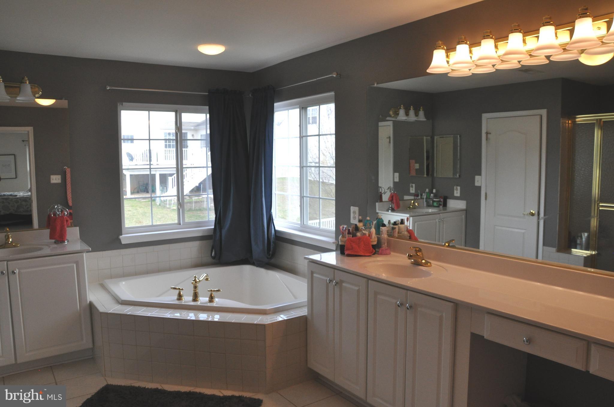 MONMOUTH MEADOWS - Residential