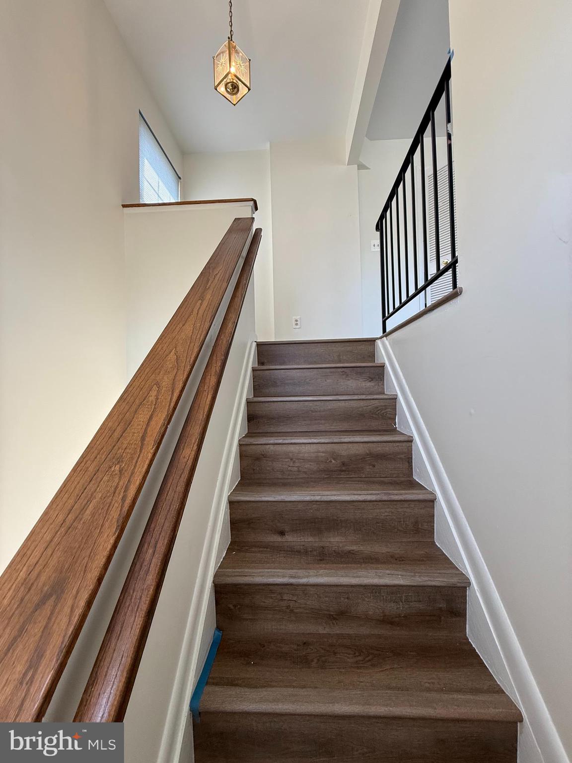 MARLBOROUGH CONDOMINIUM - Residential Lease