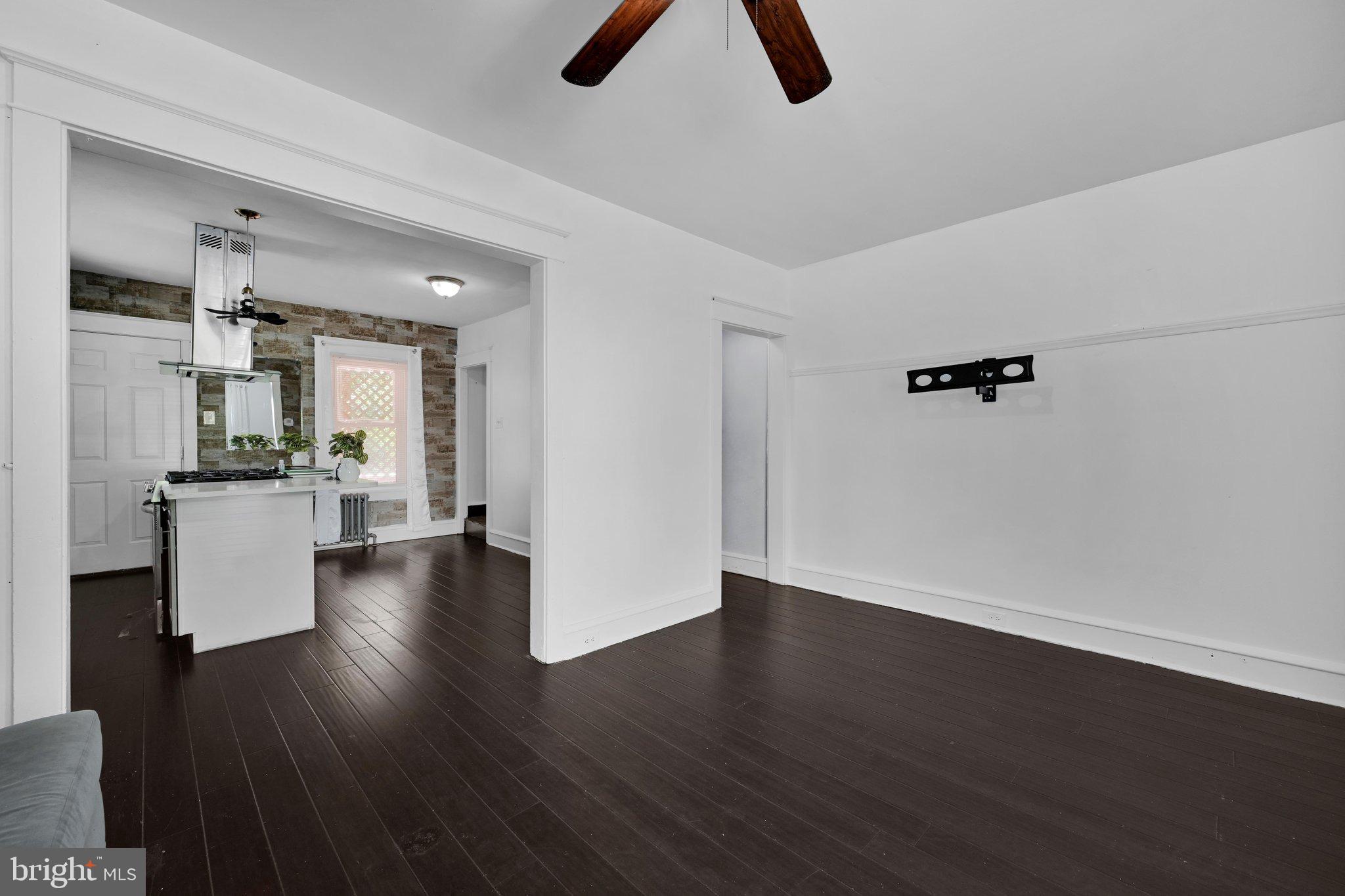 26 E MOHN STREET