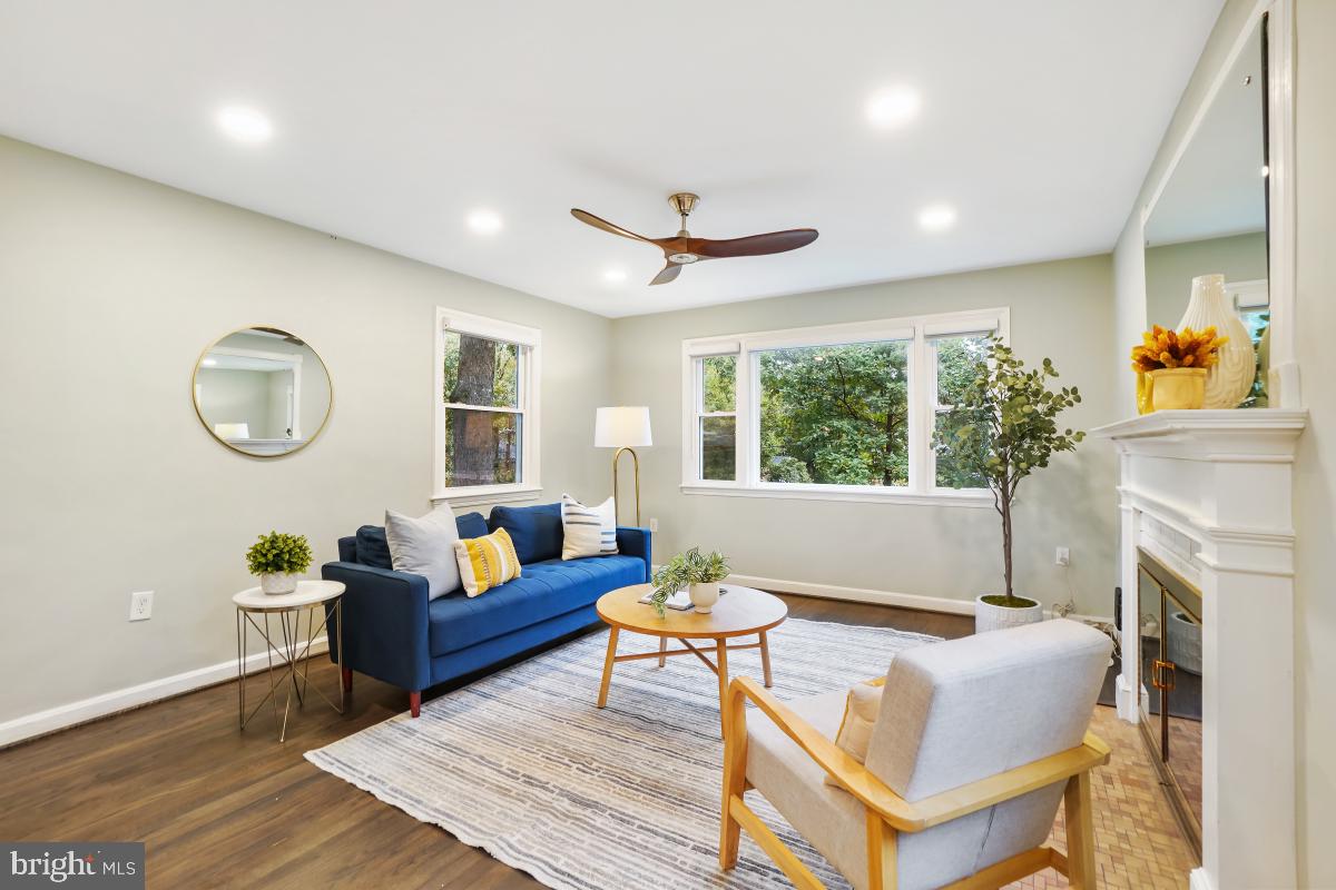 WOODMOOR - Residential