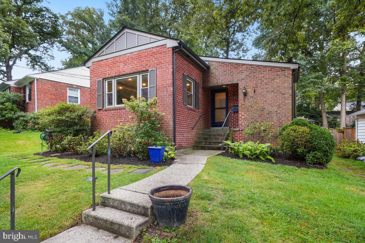 WOODMOOR - Residential