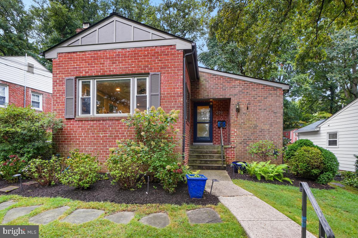 WOODMOOR - Residential