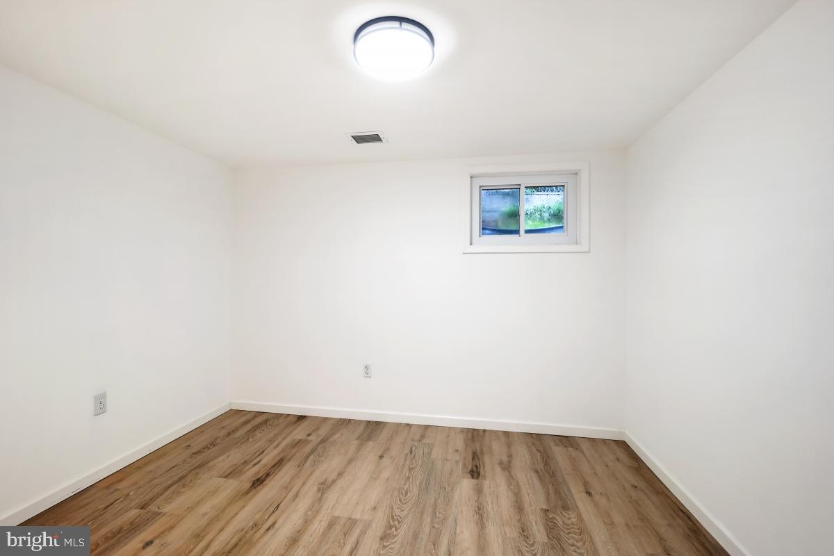 WOODMOOR - Residential