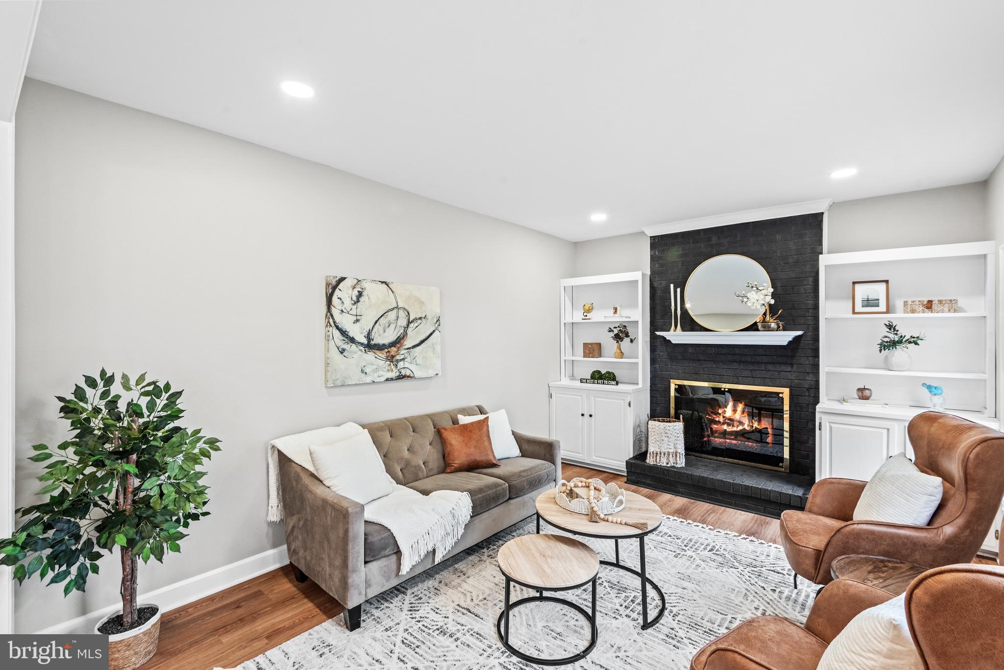 FALMOUTH VILLAGE - Residential