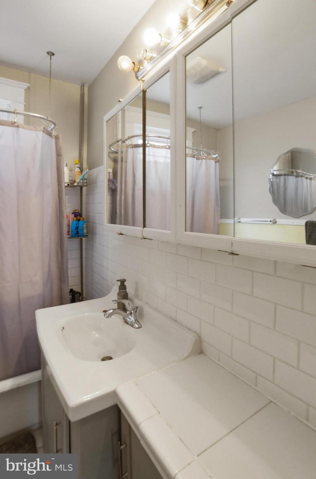 BLANDON MEADOWS - Residential