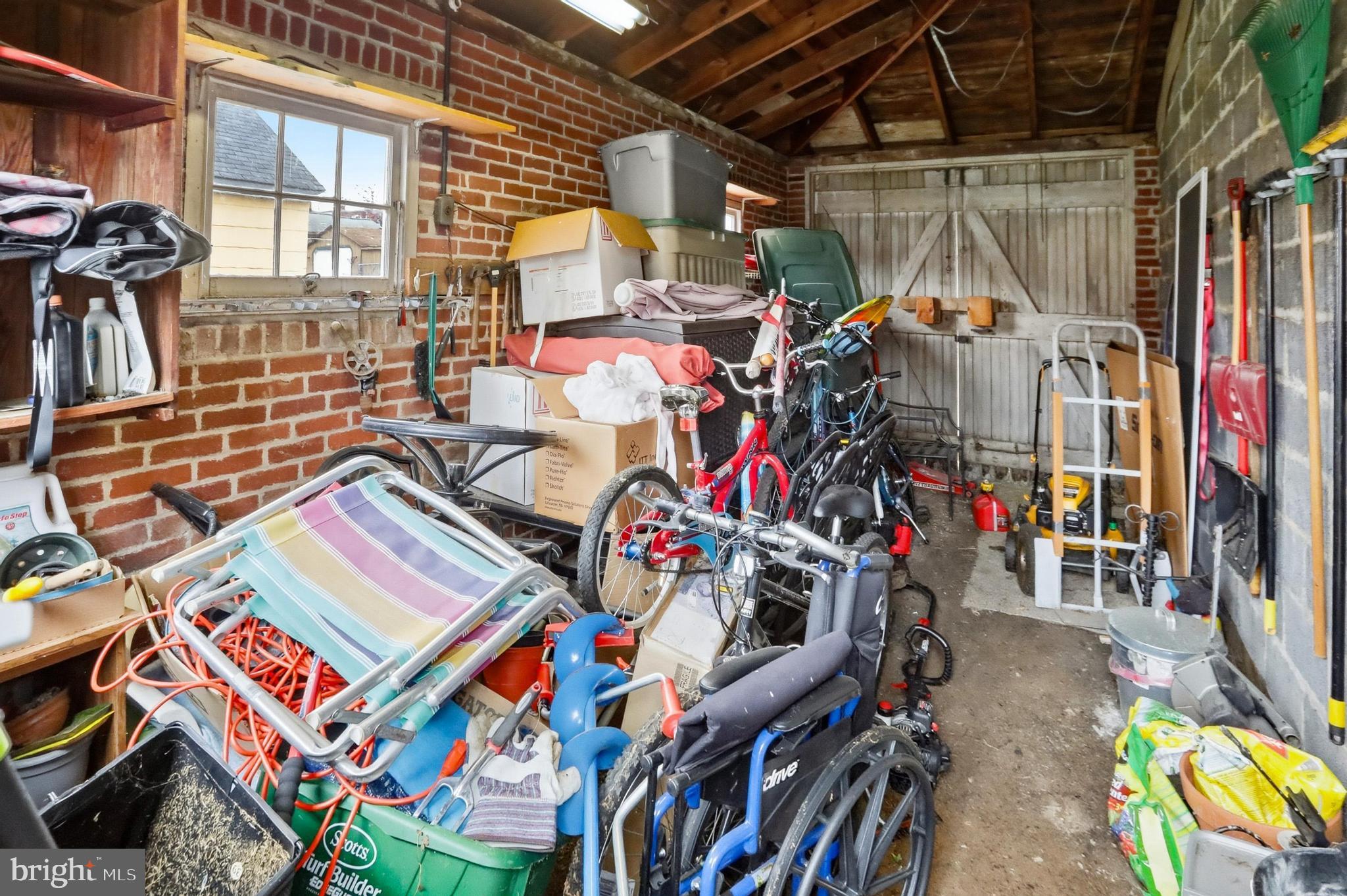 BLANDON MEADOWS - Residential