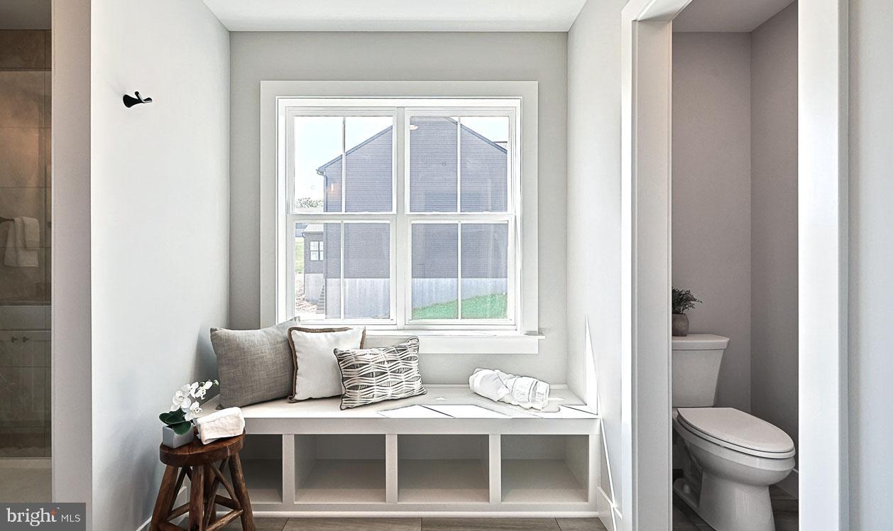 AUTUMN CHASE - Residential