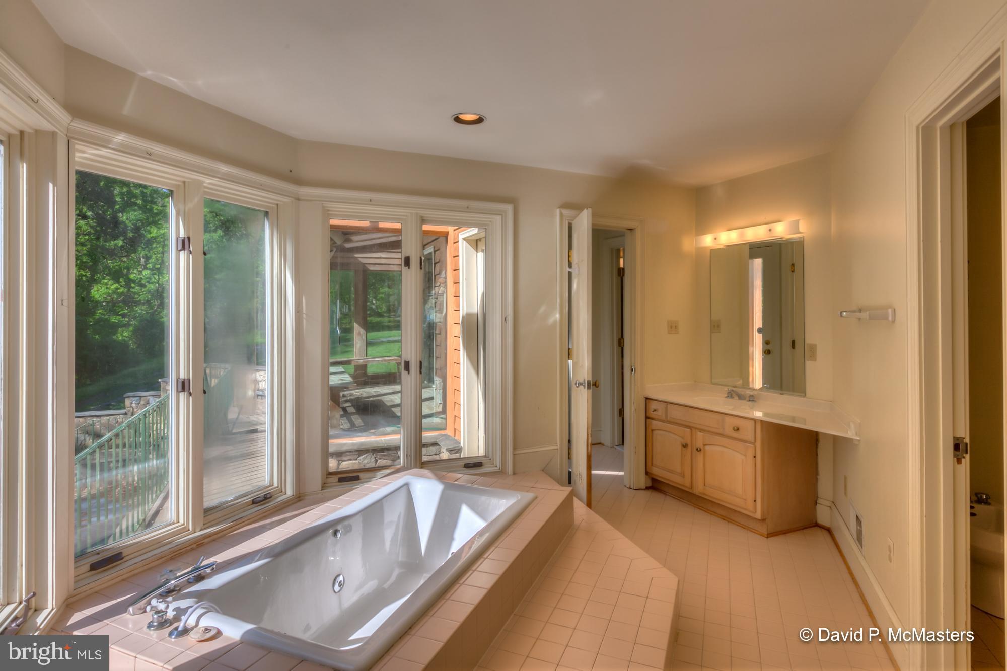 WHITINGS NECK - Farm