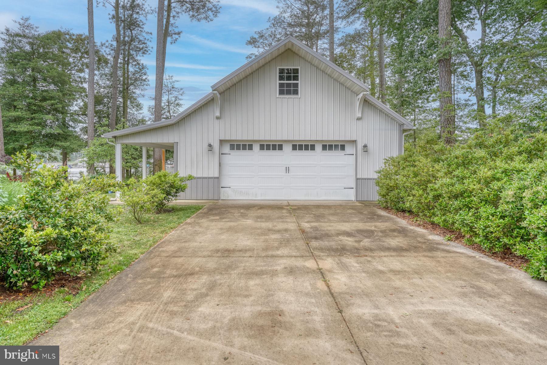 PINEWATER FARM - Residential