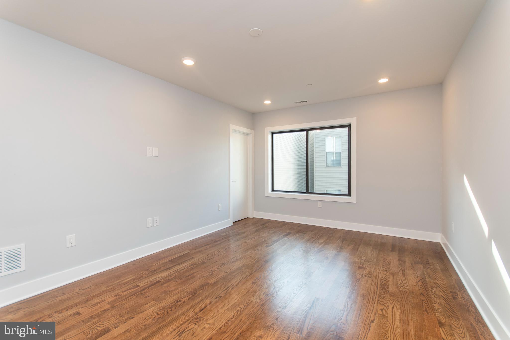 FRANCISVILLE - Residential Lease