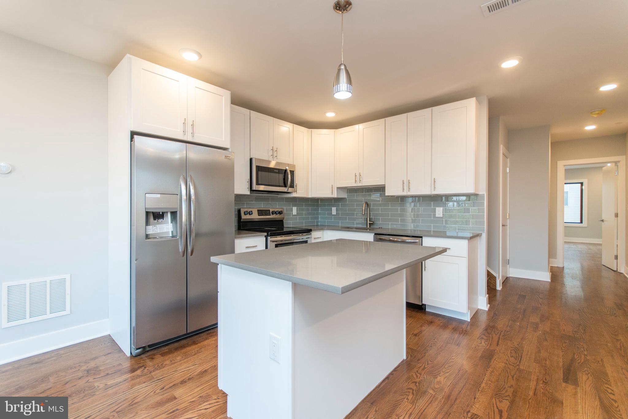 FRANCISVILLE - Residential Lease