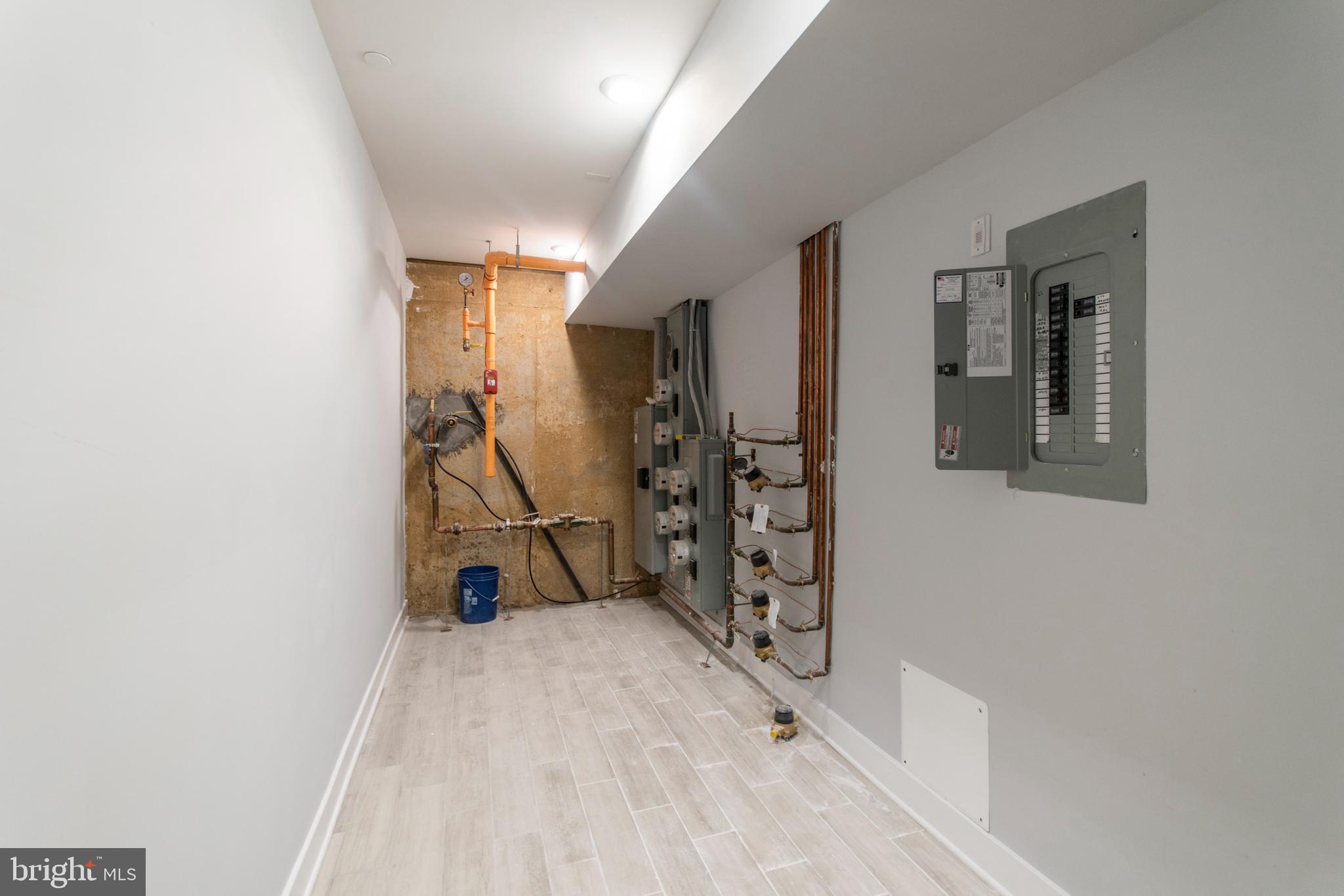 FRANCISVILLE - Residential Lease