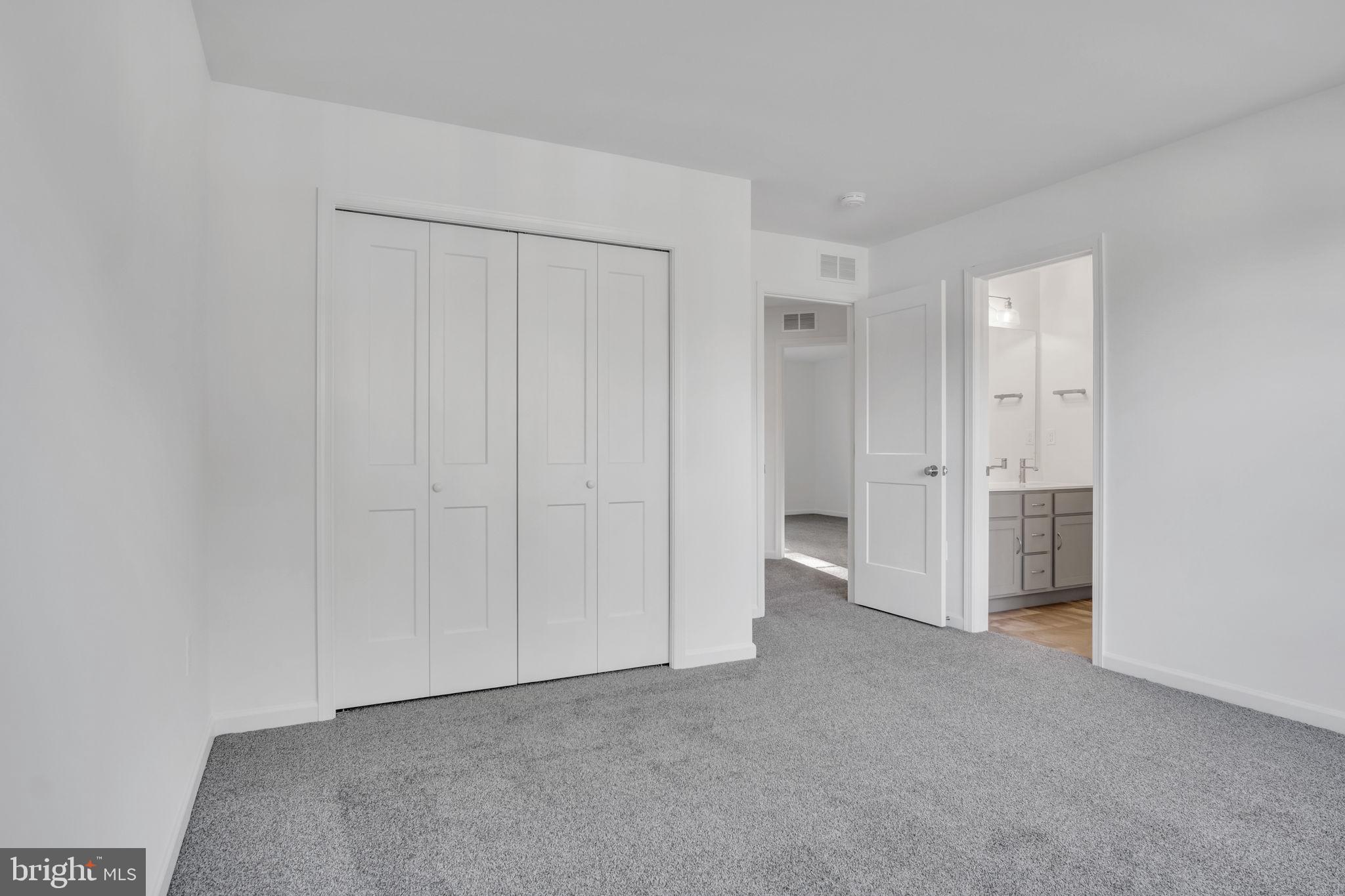 AUTUMN OAKS - Residential