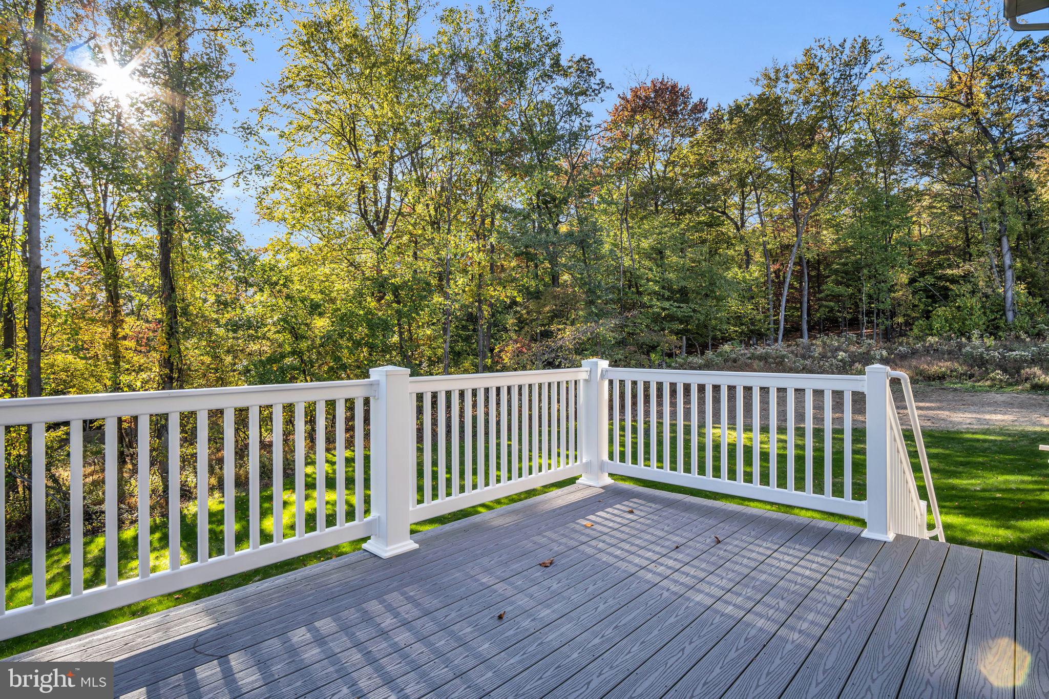 AUTUMN OAKS - Residential